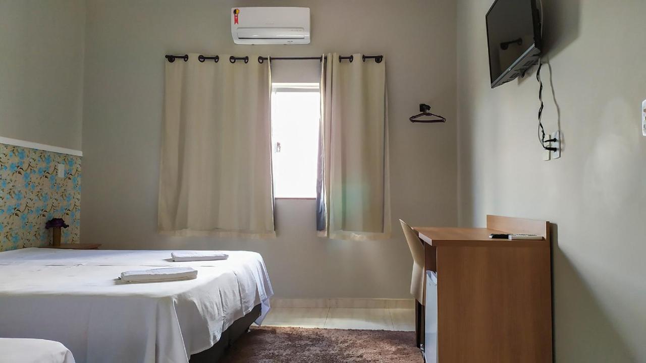 Pouso Oliveira Suites São João Batista do Glória Bagian luar foto